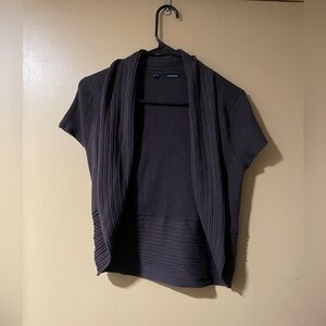 😵‍💫 3/$12 Maurices Brown Open Front Shrug